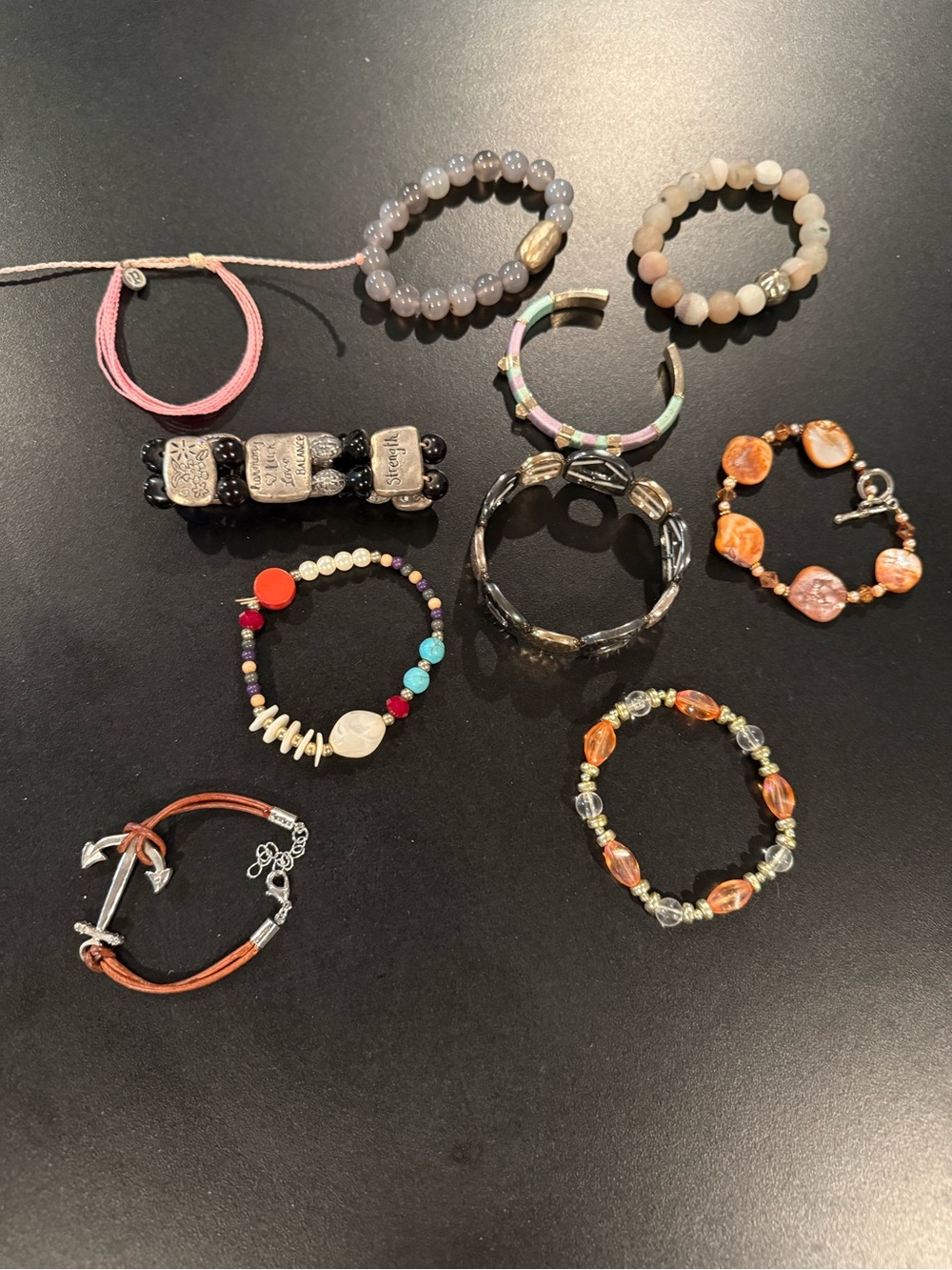 10 Mixed Womens Bracelet Lot - Like New.